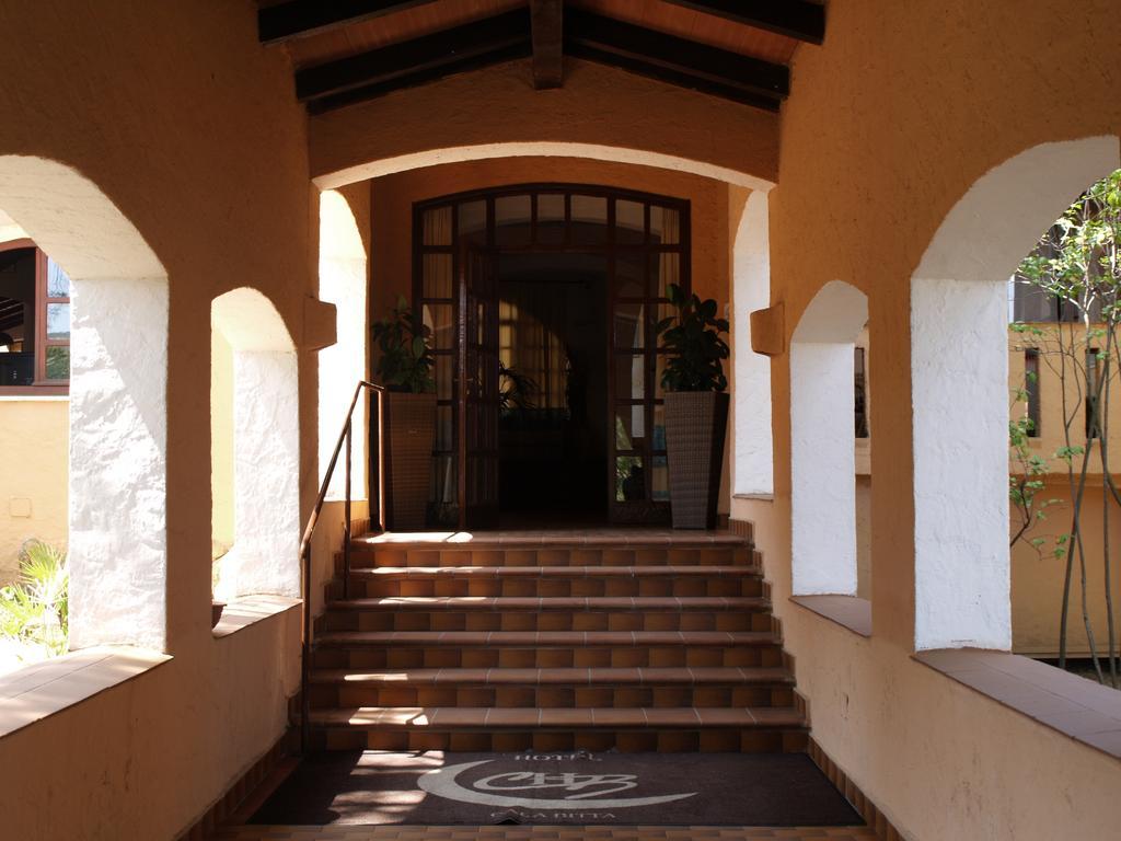 Club Esse Cala Bitta Hotel Baja Sardinia Kültér fotó