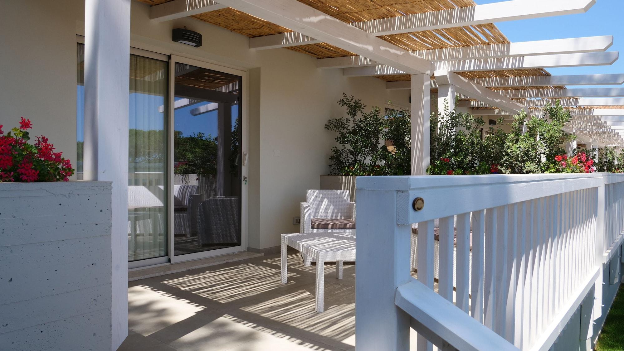 Club Esse Cala Bitta Hotel Baja Sardinia Kültér fotó