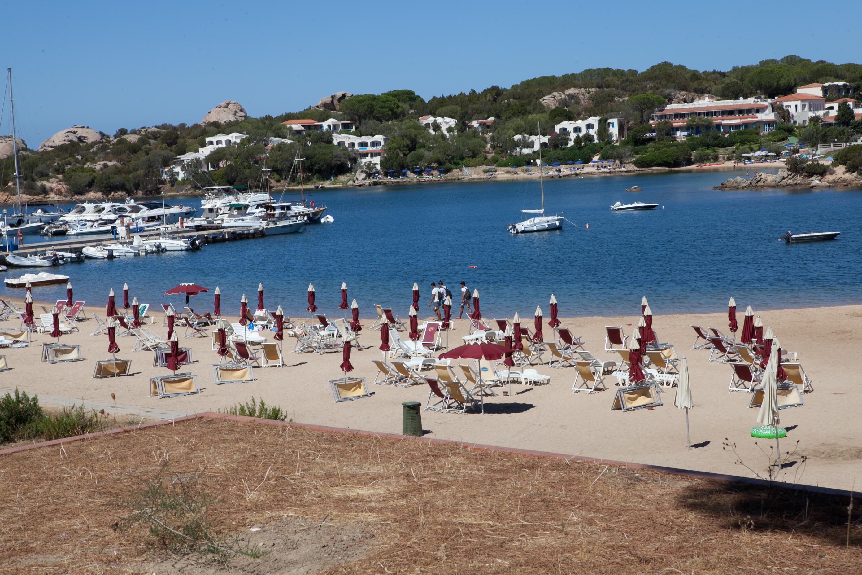 Club Esse Cala Bitta Hotel Baja Sardinia Kültér fotó