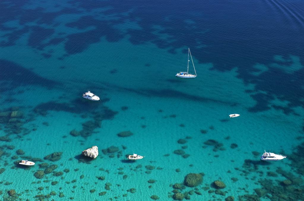 Club Esse Cala Bitta Hotel Baja Sardinia Kültér fotó