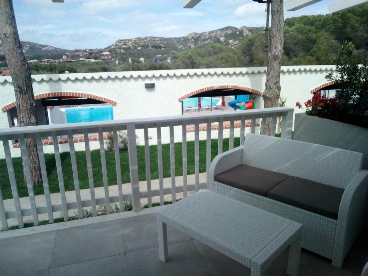 Club Esse Cala Bitta Hotel Baja Sardinia Kültér fotó