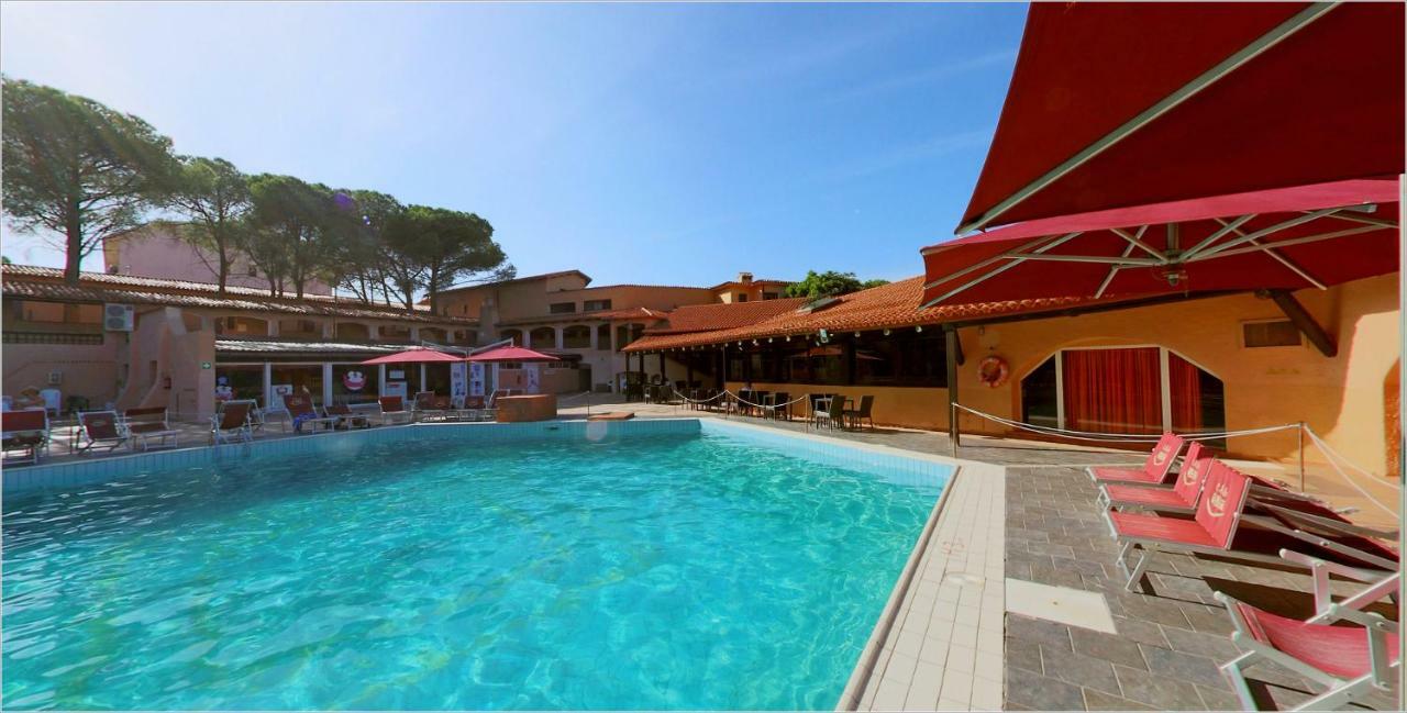 Club Esse Cala Bitta Hotel Baja Sardinia Kültér fotó